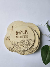 Load image into Gallery viewer, Dino Rounds Milestone Marker