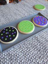 Load image into Gallery viewer, Spooky Bakery Halloween Play Cookie Set