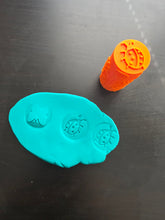 Load image into Gallery viewer, 3D Printed Play Dough Texture Rollers | Sensory Play Tools for Kids
