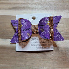Load image into Gallery viewer, 2 Tier NFL Vikings Bow

