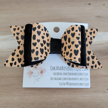 Load image into Gallery viewer, 2 Tier Leopard Hearts Bow
